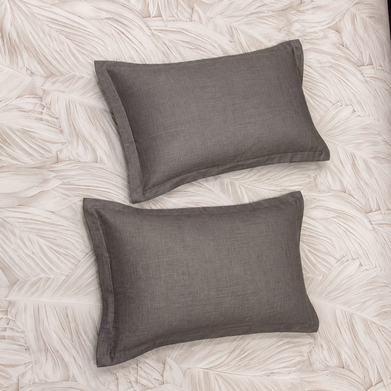 Geometric Queen Pure Cotton Bedsheet —Feather Print