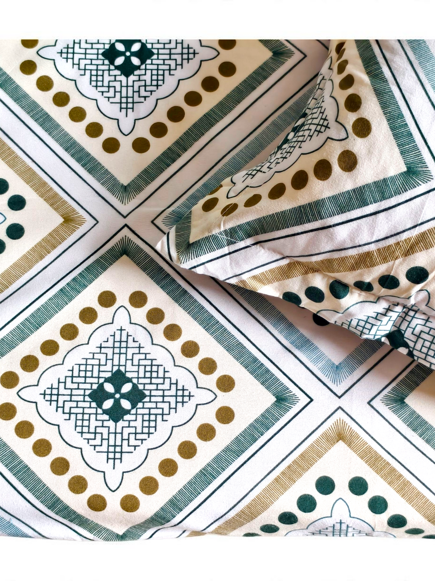 Geometric Single Glaze  Cotton Bedsheet — Green