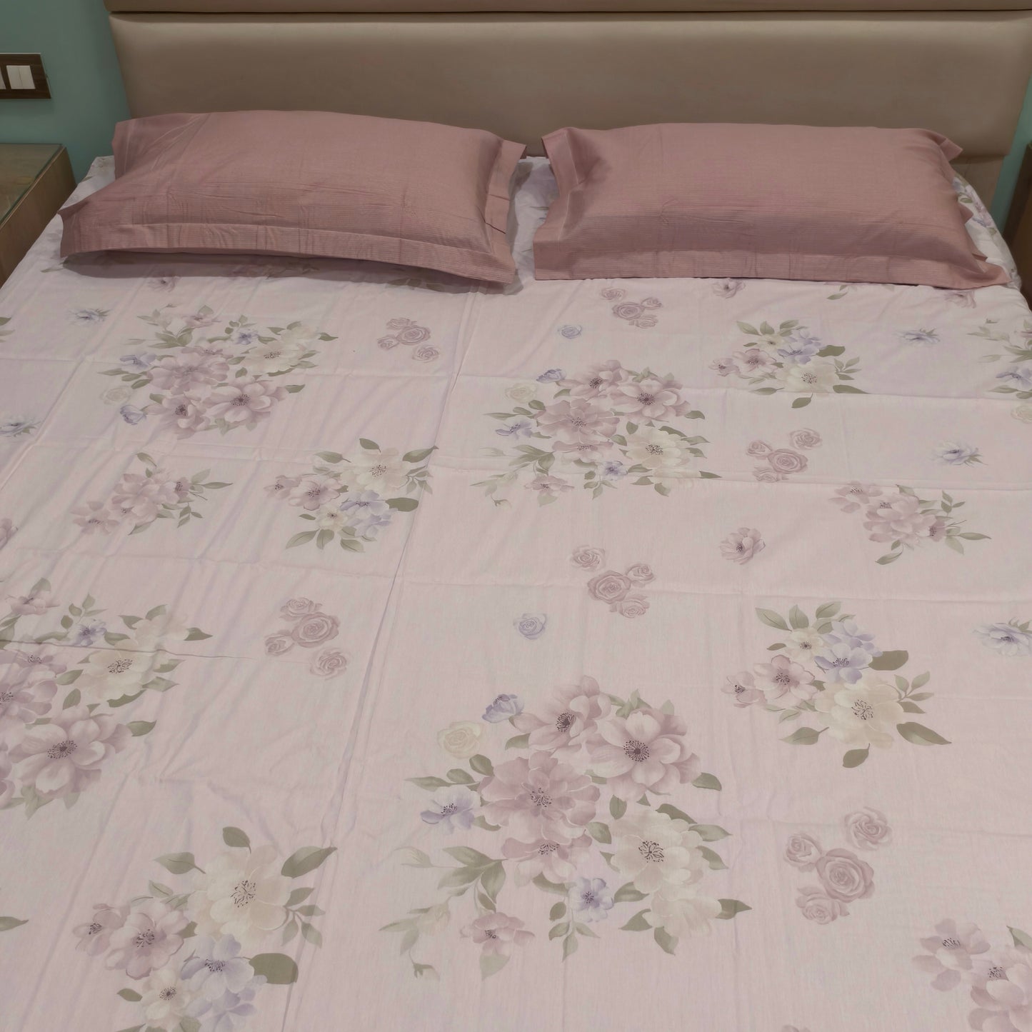 Floral Queen Pure Cotton Bedsheet —Pastel Pink