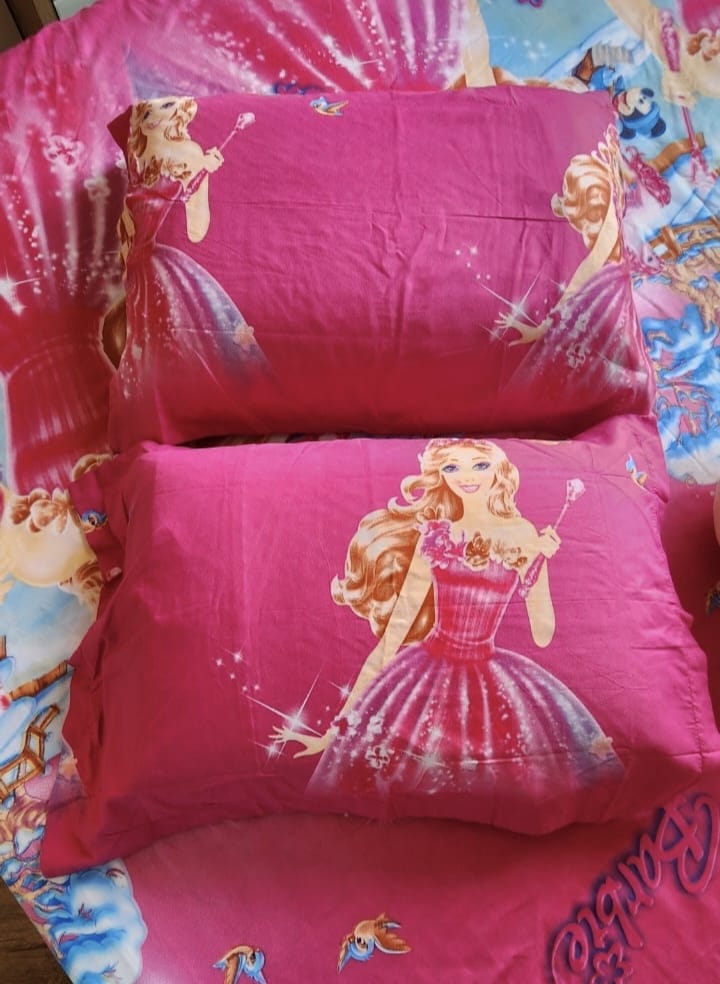 Kids Queen Glaze  Cotton Bedsheet —  Barbie Glam