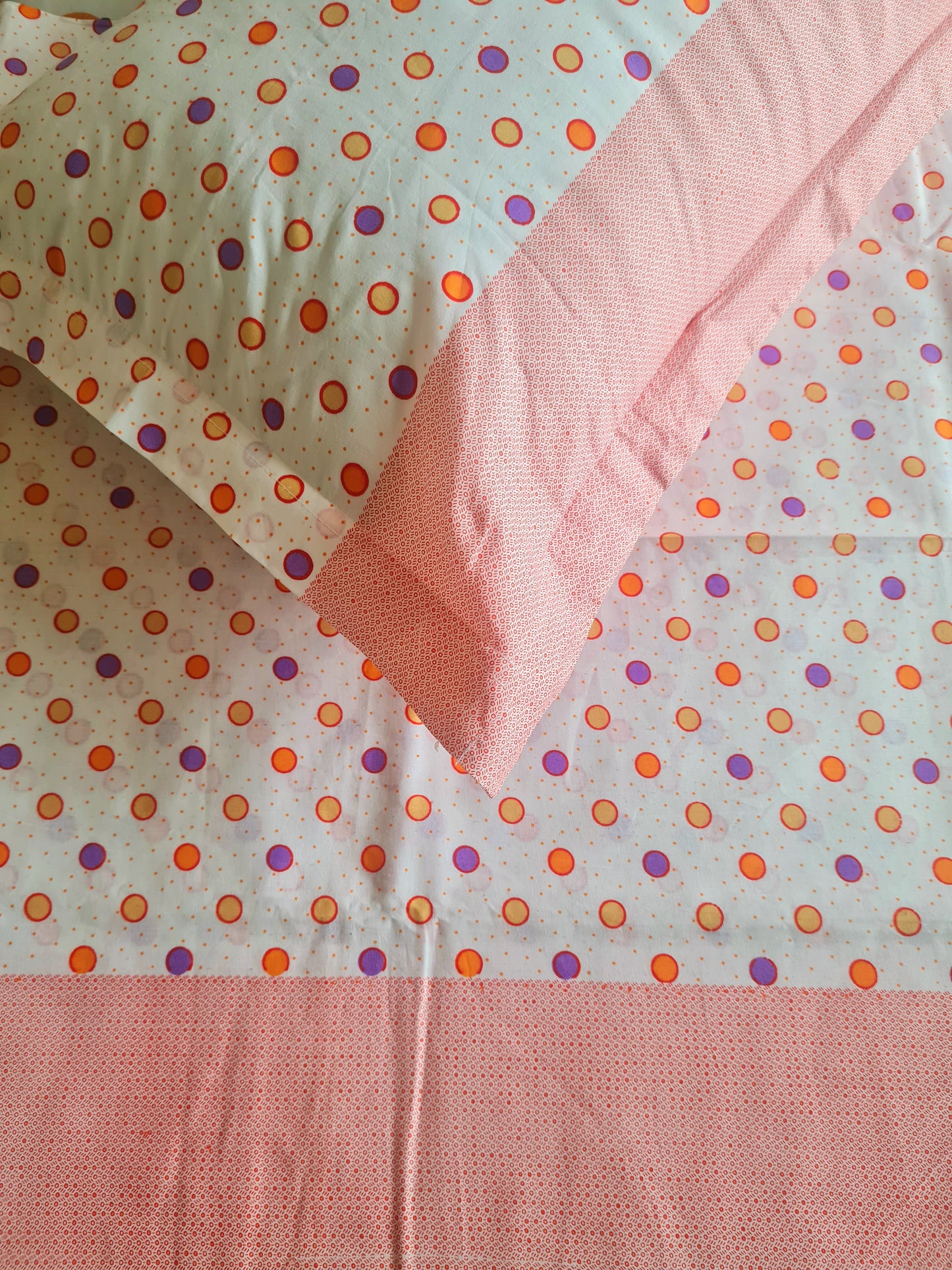 Geometric Single Pure Cotton Bedsheet — White Multi Dots