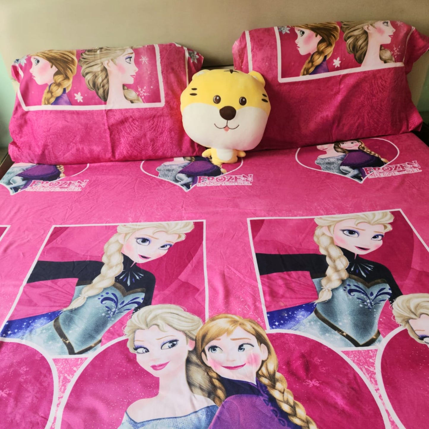 Kids Queen Glaze  Cotton Bedsheet —Frozen Dreams