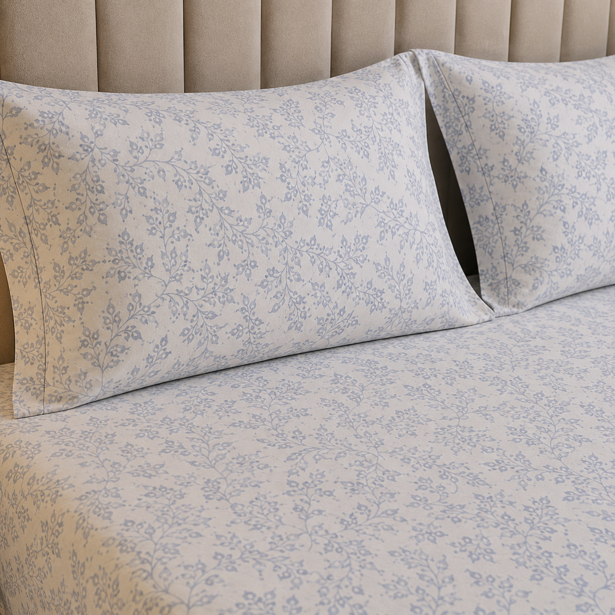 Floral Queen Glaze  Cotton Bedsheet — Blue