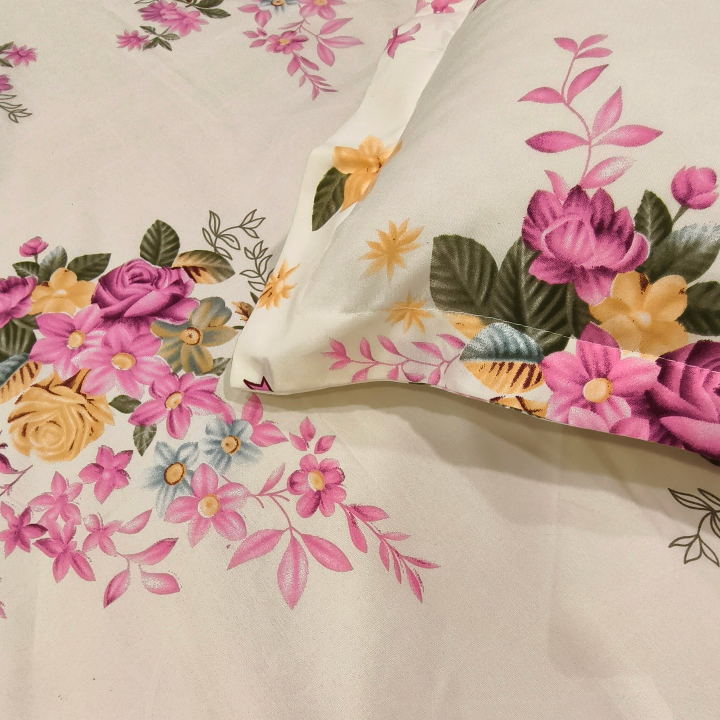 Floral Queen Glaze  Cotton Bedsheet —white