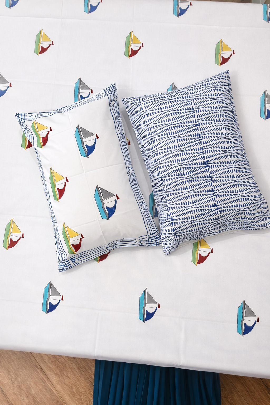 Yatcht Fun Kids King Pure Cotton Bedsheet-Blue