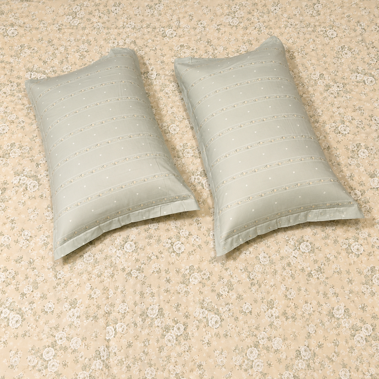 Floral Queen Pure Cotton Bedsheet —  Beige