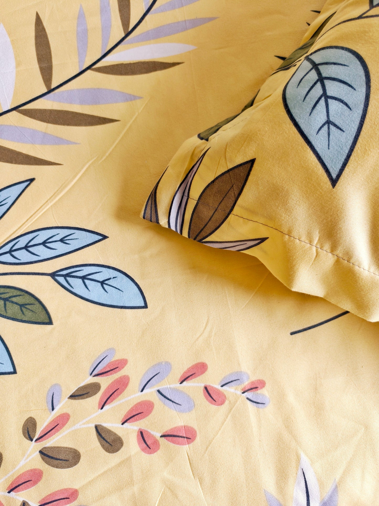 Floral Single Glaze  Cotton Bedsheet — Yellow