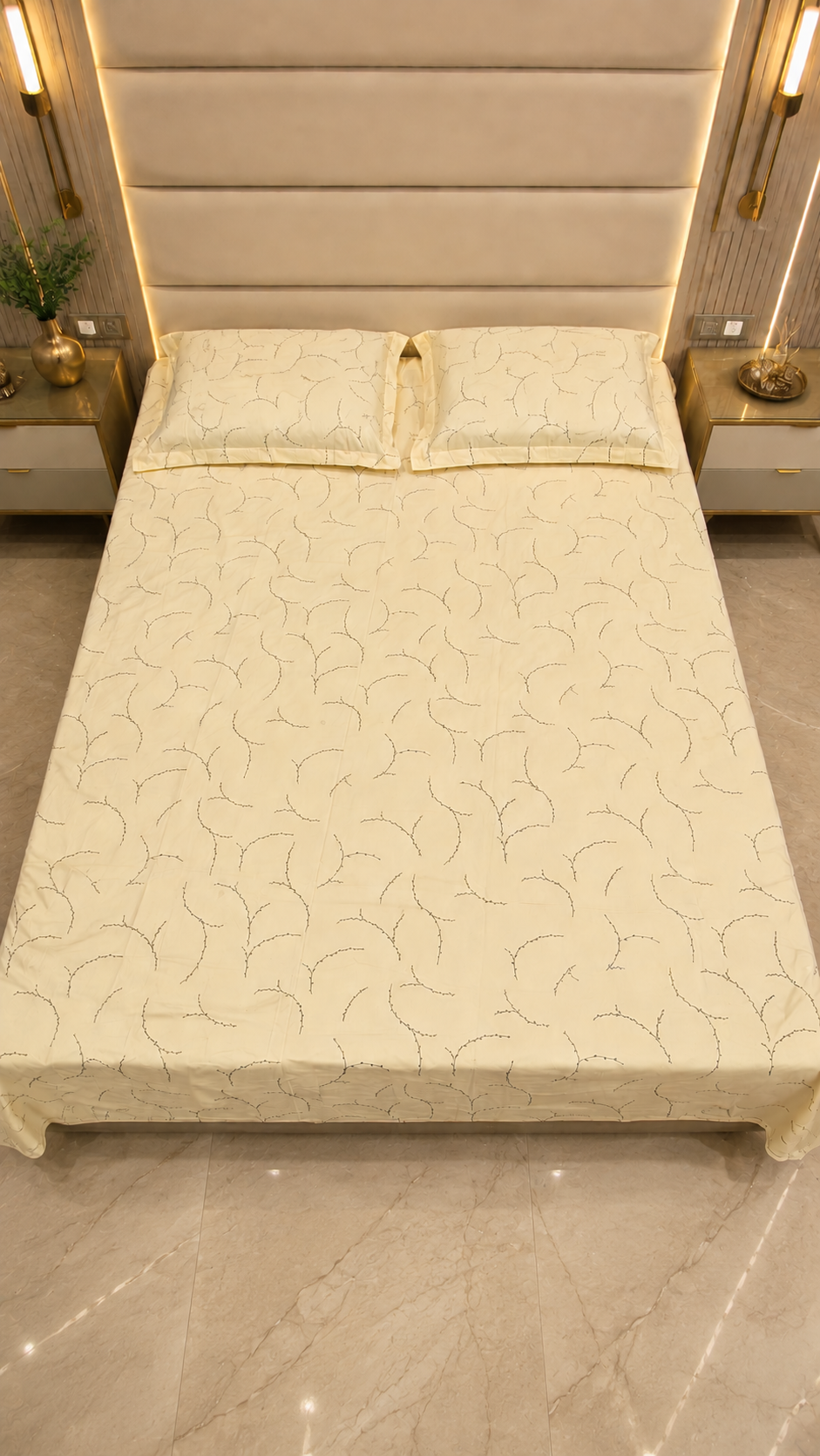 GeometricKing Pure Cotton Bedsheet — Pastel Yellow