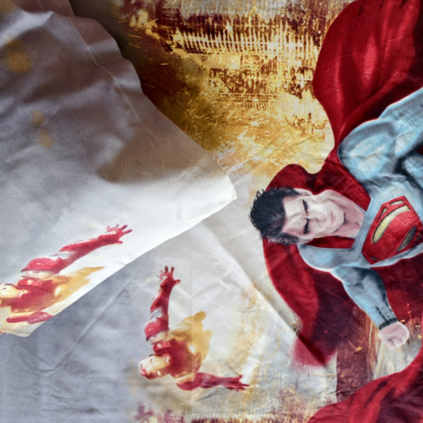 Kids Queen Glaze  Cotton Bedsheet — Superman