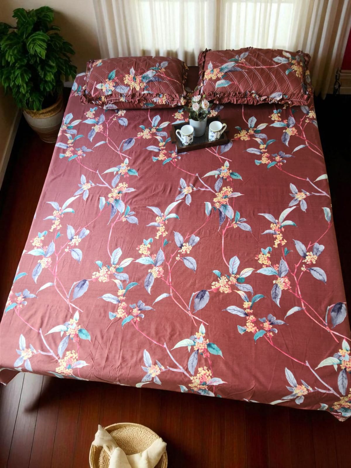 Floral Queen Glaze  Cotton Bedsheet —Maroon