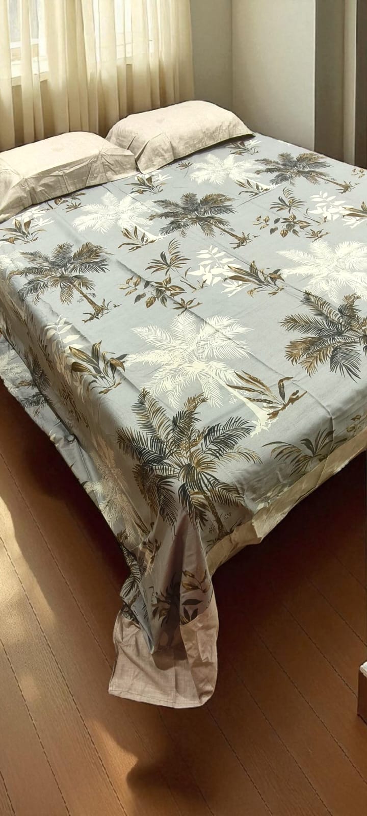 Floral King Pure Cotton Bedsheet — Grey