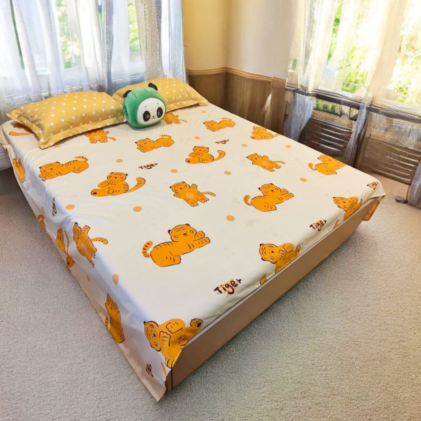 Kids Queen Glaze  Cotton Bedsheet —Tiny Tigers