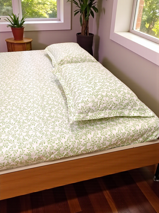 Floral Queen Glaze Cotton Bedsheet —Green Foliage