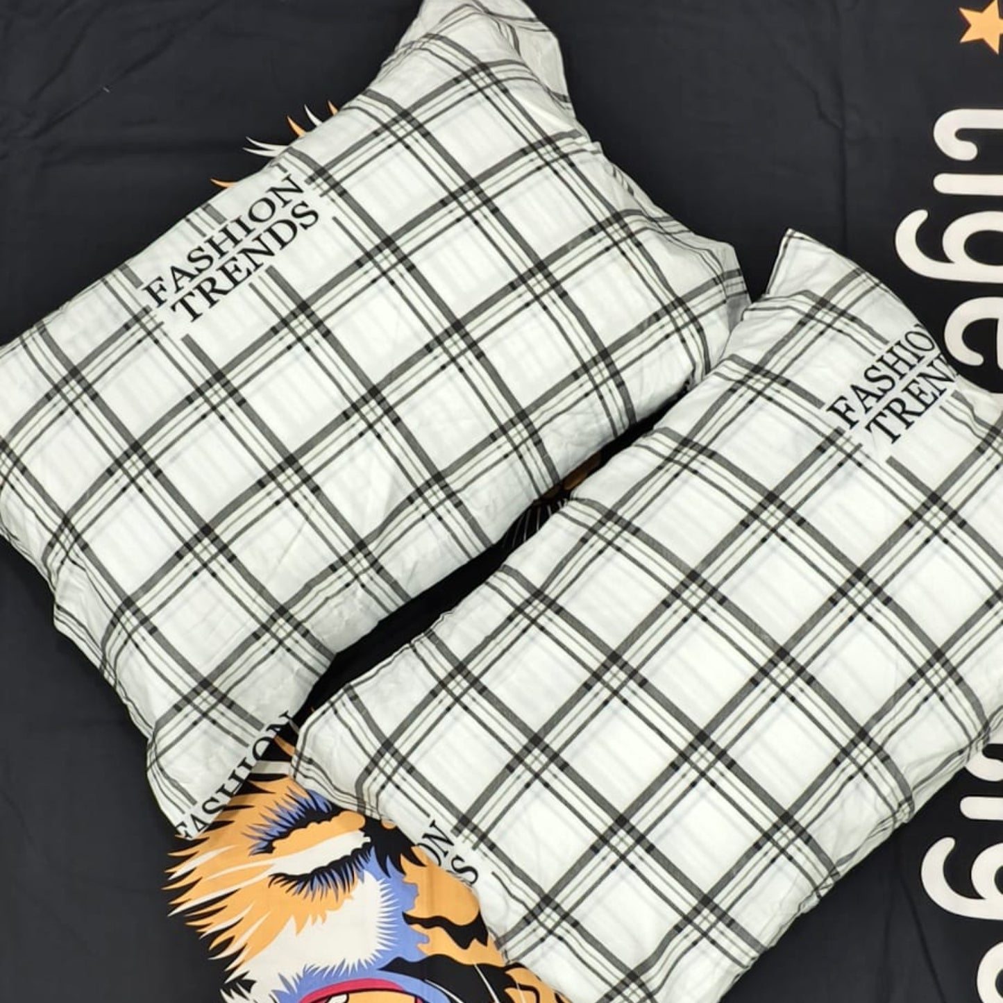 Kids Queen Glaze  Cotton Bedsheet —Roaring Tigers