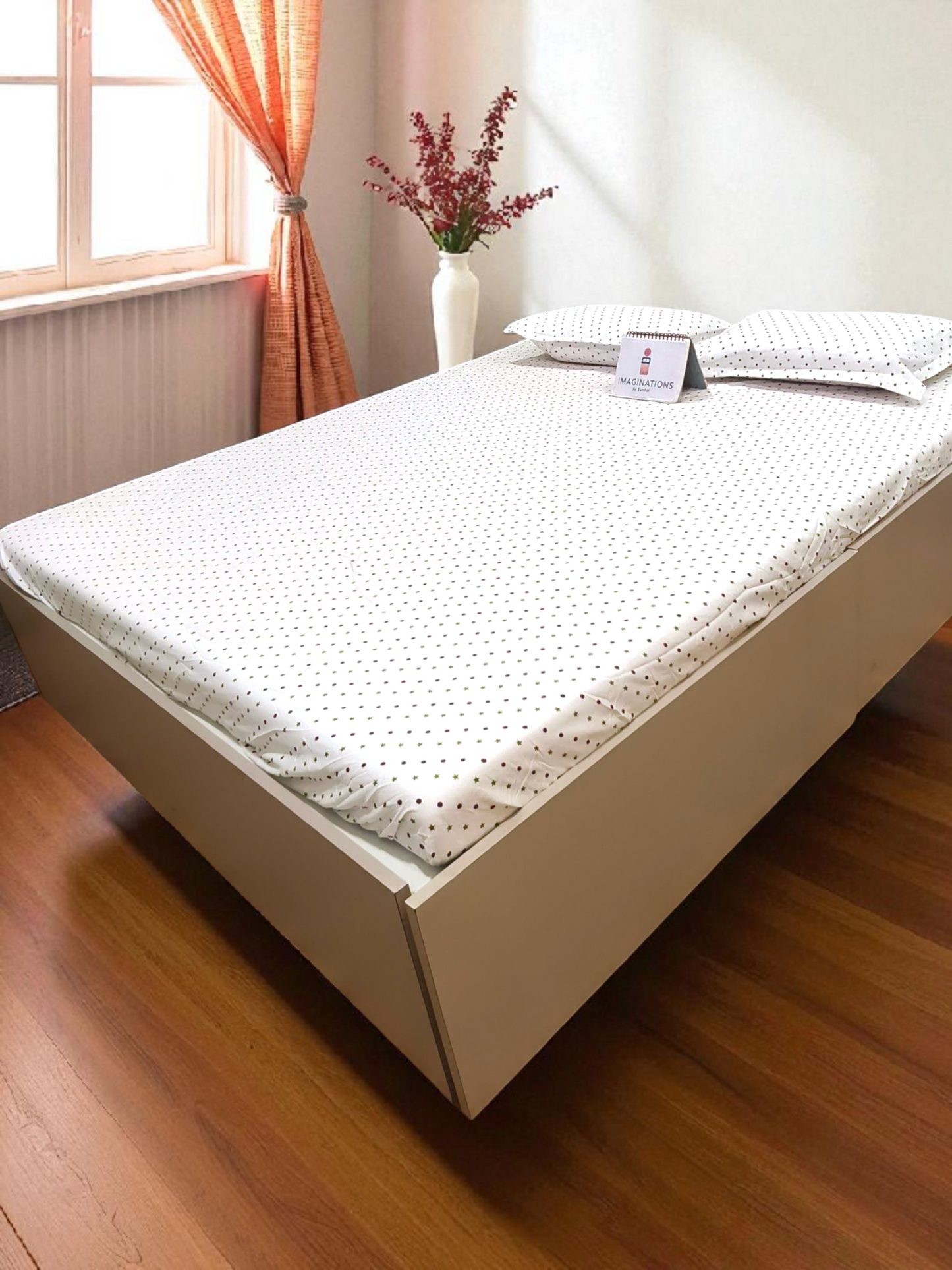 Geometric Queen Glaze  Cotton Bedsheet — Dots and Stars