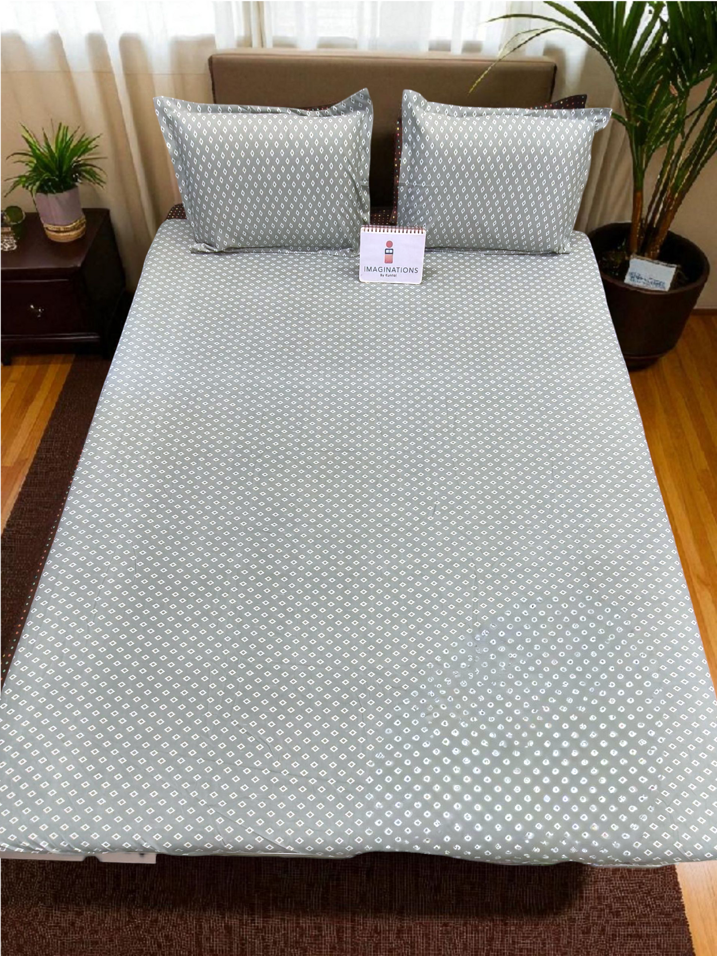 Geometric Queen Glaze  Cotton Bedsheet — Grey Diamond