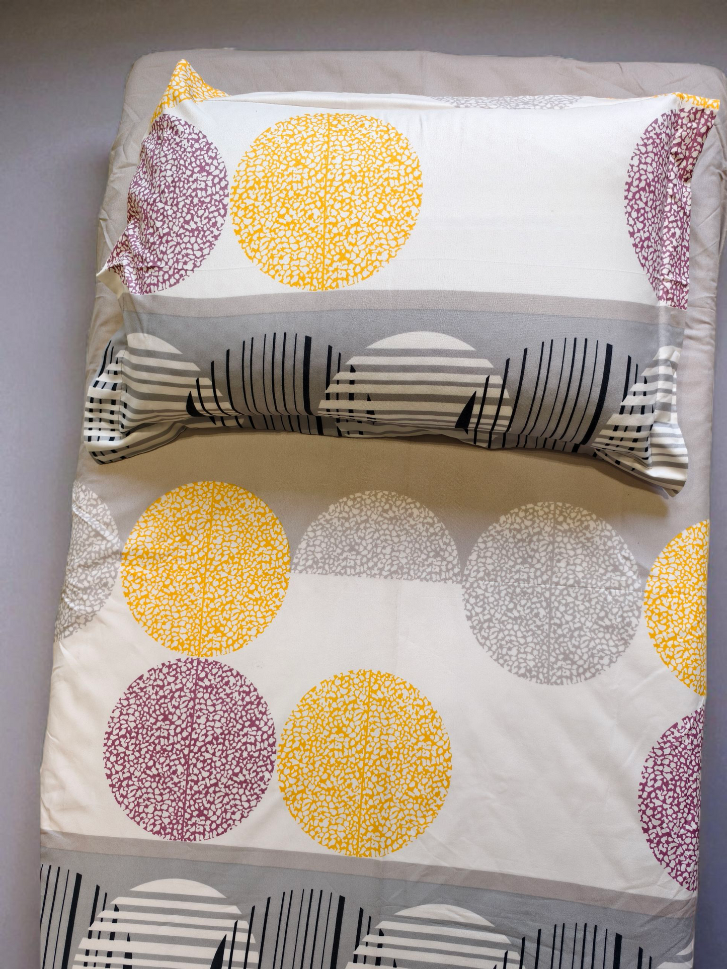 Geometric Single Glaze  Cotton Bedsheet — White