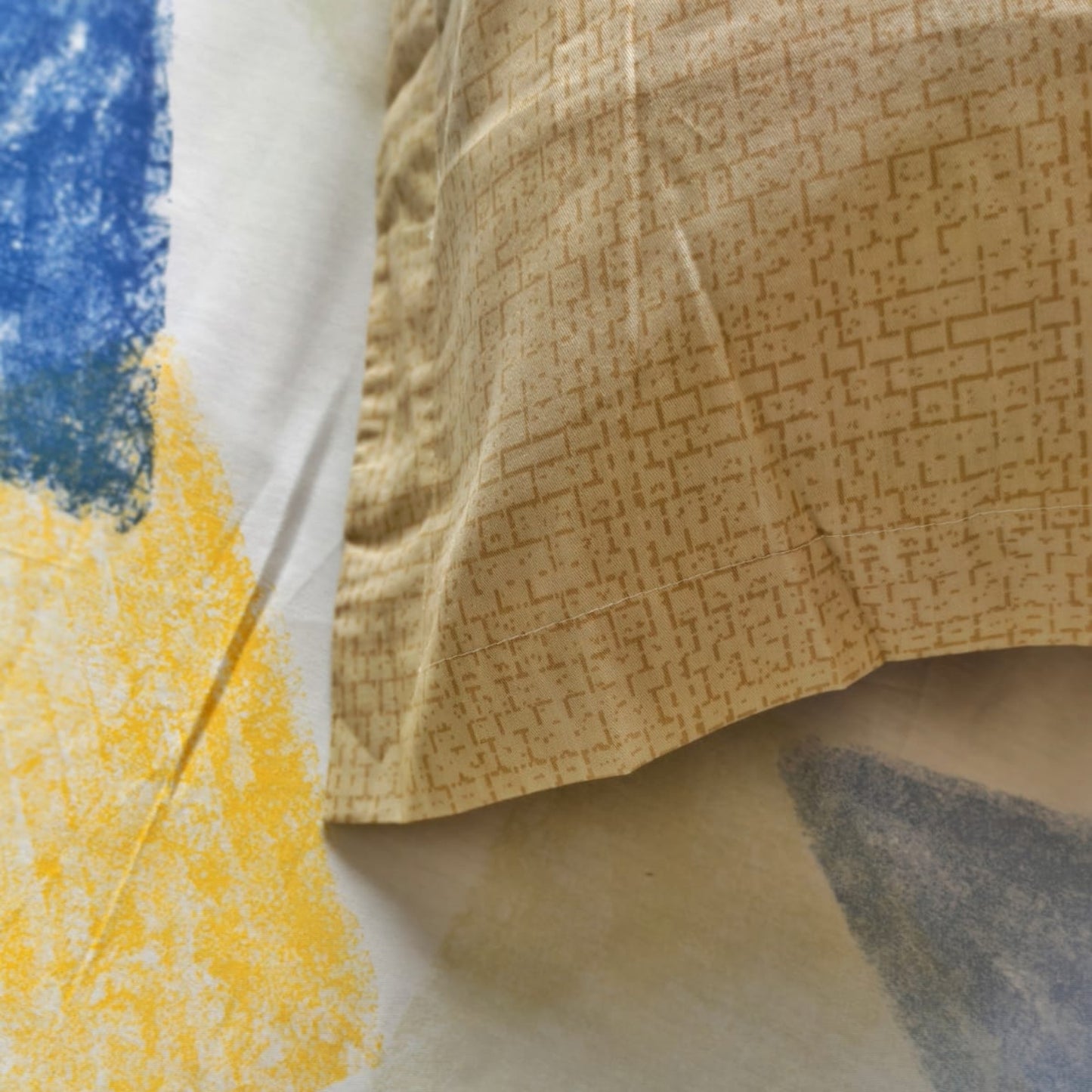 Geometric Queen Pure Cotton Bedsheet — Blue