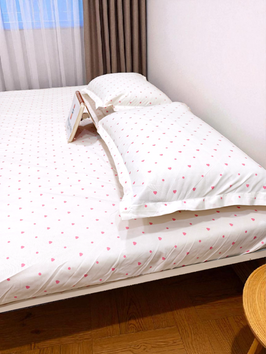 Geometric Queen Glaze  Cotton Bedsheet — Pink Hearts